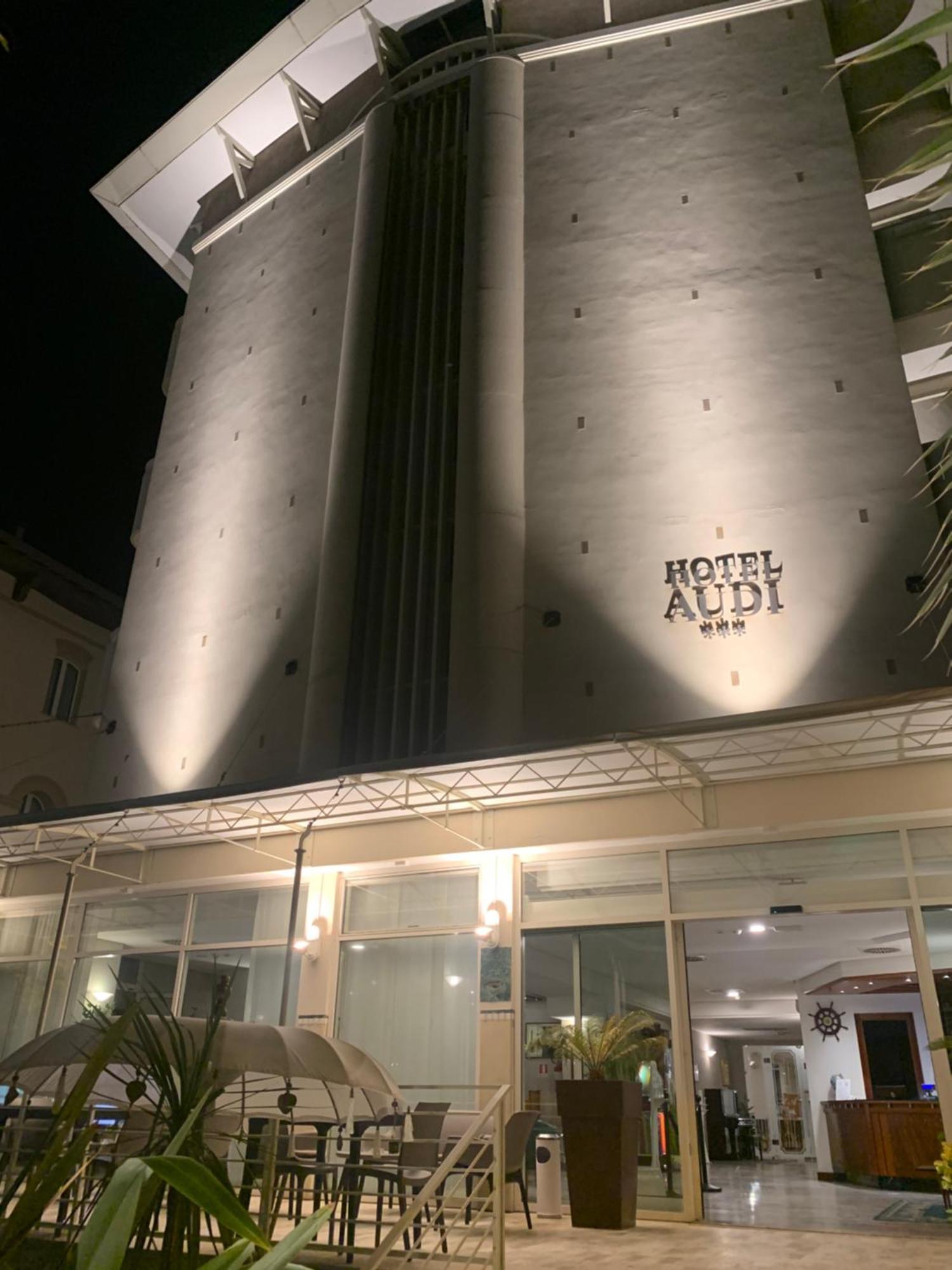 Hotel Audi Frontemare Rimini Exterior photo
